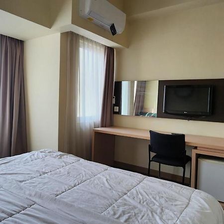 Apartemen Solo Paragon By Cariapartemen-Id Bonorejo Exterior foto