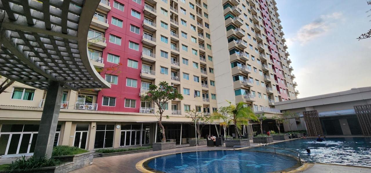 Apartemen Solo Paragon By Cariapartemen-Id Bonorejo Exterior foto
